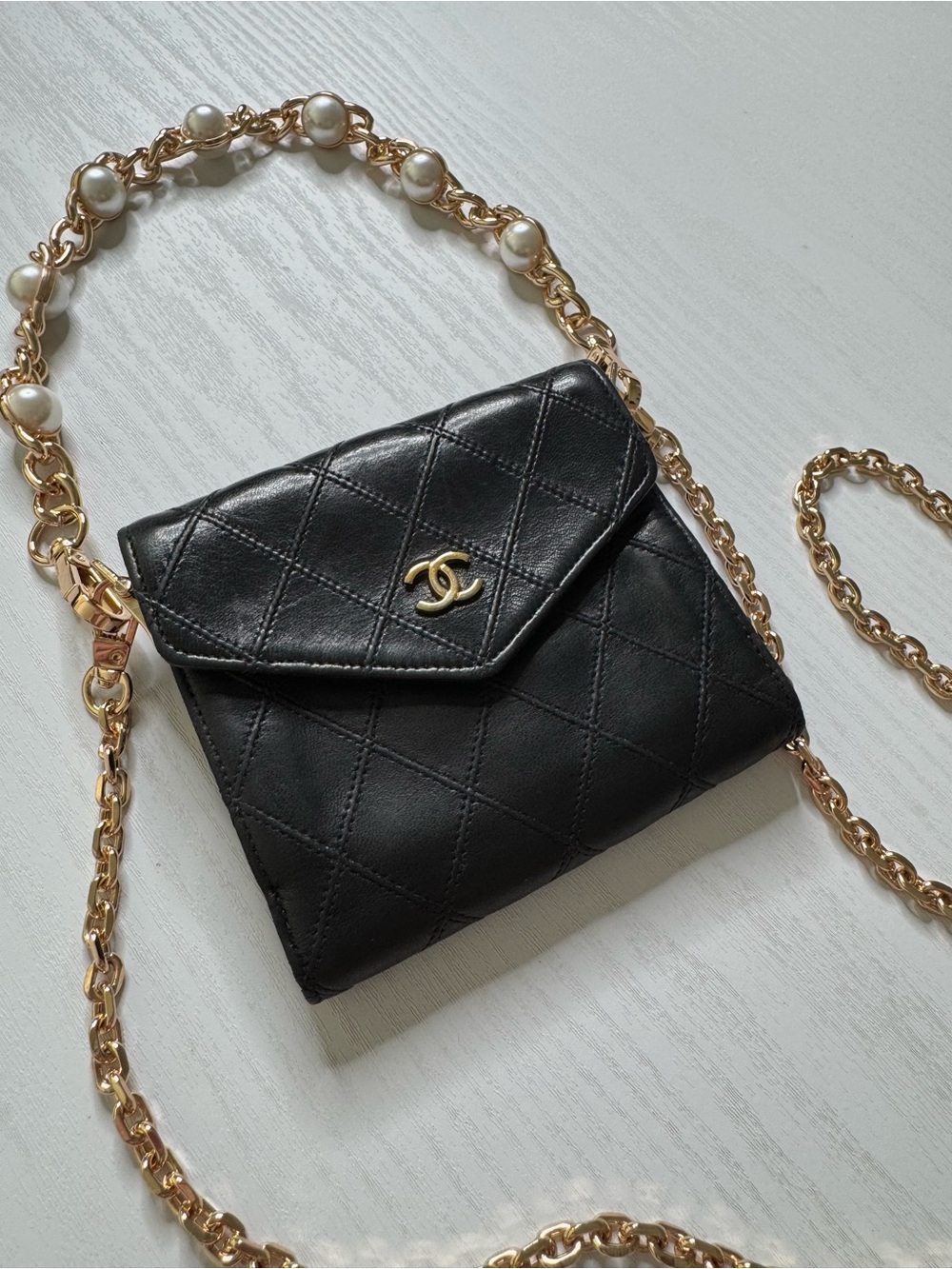 Authentic Vintage Chanel CC Wallet on Chain Black Quilted Leather Crossbody Bag - Picture 5 of 16
